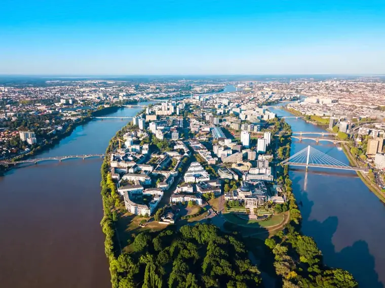 Vue de Nantes, ville du centre de formation Doulam