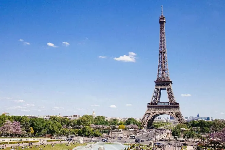 Vue de Paris, ville du centre de formation Doulam