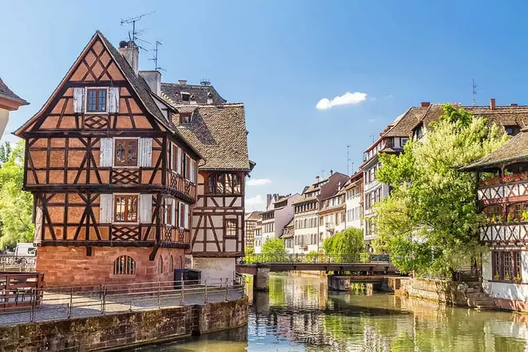 Vue de Strasbourg, ville du centre de formation Doulam